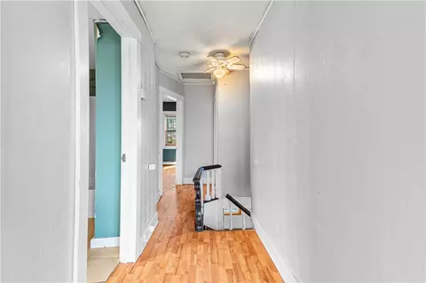Entry Way - 32 Surf Ave, Warwick, RI 02889 photo 2 of 2