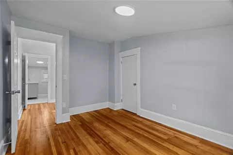 Bedroom - 49 Meadowbrook Ave, Warwick, RI 02889 photo 8 of 12