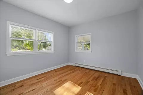 Bedroom - 49 Meadowbrook Ave, Warwick, RI 02889 photo 1 of 12