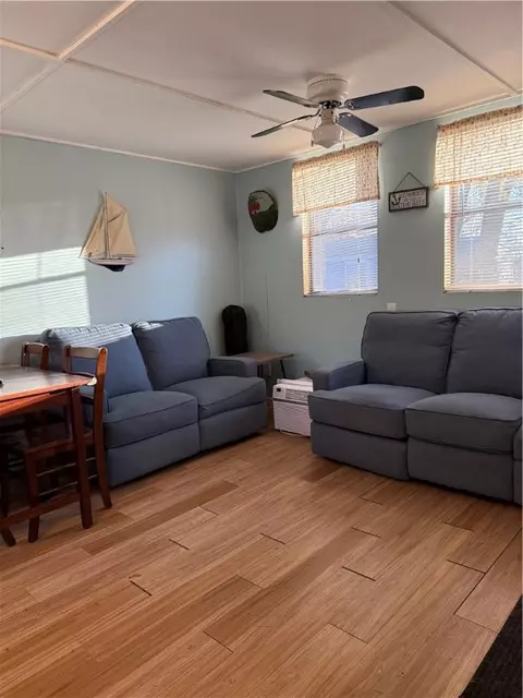 7 Long Meadow Dr, Glocester, RI 02814 photo 4