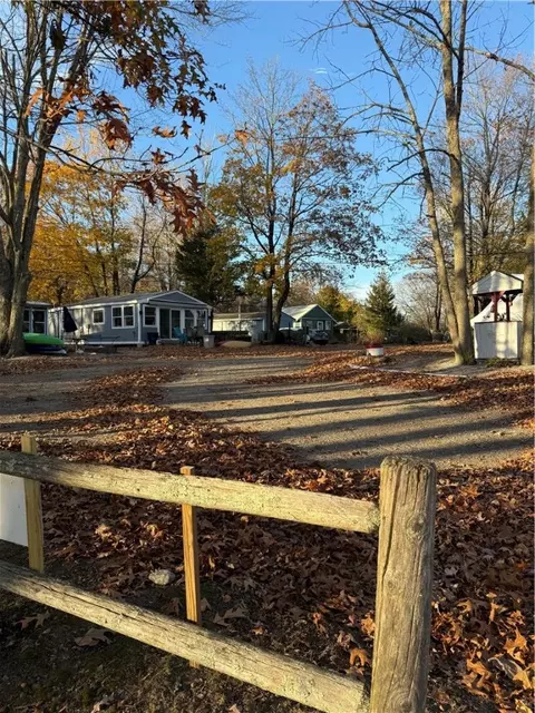 7 Long Meadow Dr, Glocester, RI 02814 photo 9