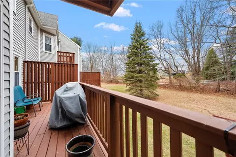 402 Brookhaven Ln #402, Woonsocket, RI 02895 photo 21