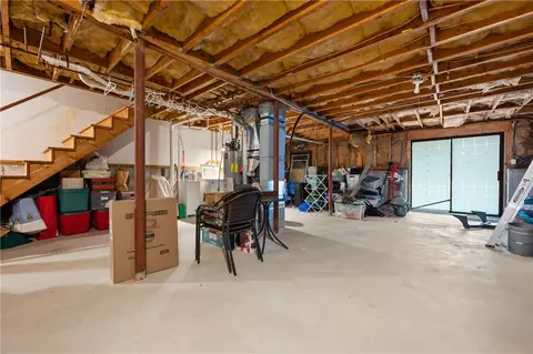 402 Brookhaven Ln #402, Woonsocket, RI 02895 photo 22