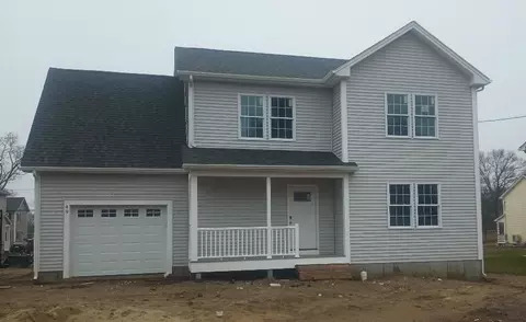 49 Hoppin Ave, Riverside, RI 02915