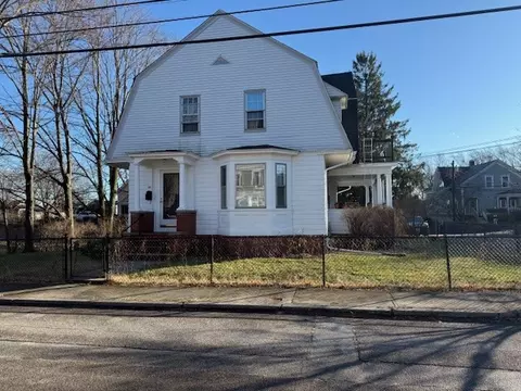 86 King St, Warwick, RI 02886 photo 2