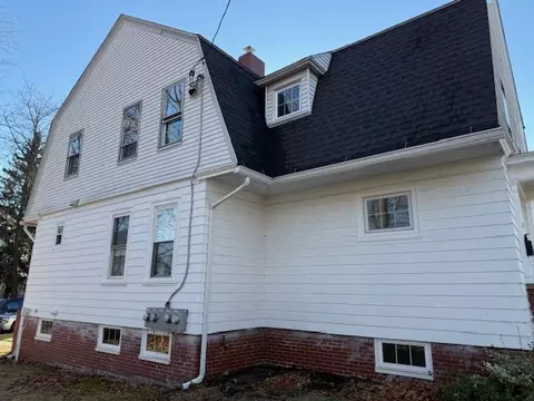 86 King St, Warwick, RI 02886 photo 3