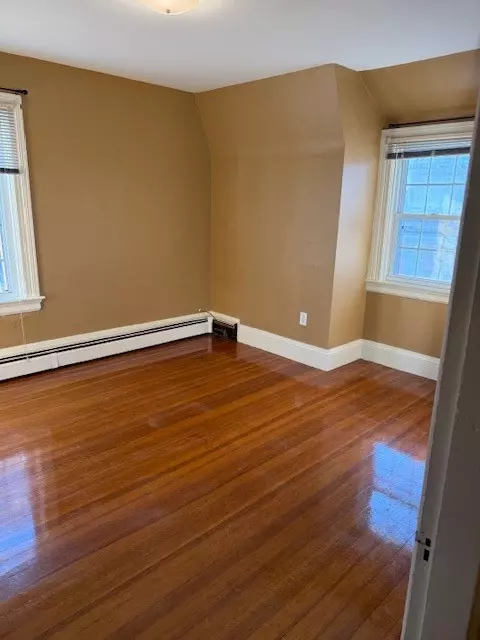 86 King St, Warwick, RI 02886 photo 7