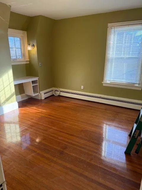 86 King St, Warwick, RI 02886 photo 6