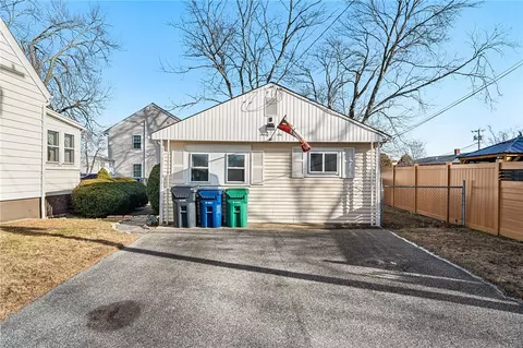 Exterior - 44 Scranton Ave, Warwick, RI 02888 photo 5 of 8