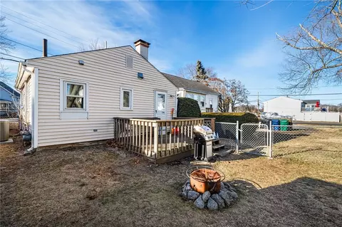Exterior - 44 Scranton Ave, Warwick, RI 02888 photo 7 of 8