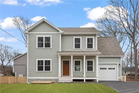 2 Setian Ln, West Warwick, RI 02893