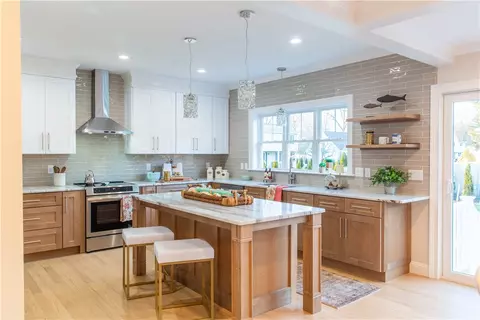 100 Primrose Dr, Warwick, RI 02886 photo 7