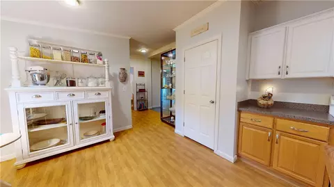 Entry Way - 6 Lisas Way, Coventry, RI 02816 photo 2 of 4