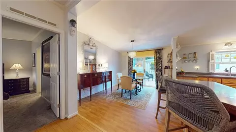 Entry Way - 6 Lisas Way, Coventry, RI 02816 photo 1 of 4