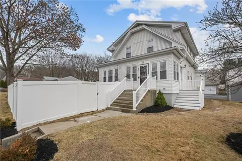 24 Rosedale St, North Providence, RI 02911