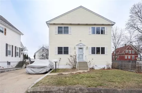 72 Hillside Ave, Providence, RI 02906