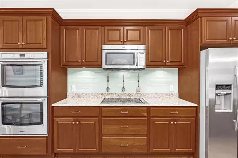 19 Newbury Dr, Westerly, RI 02891 photo 9