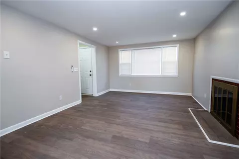 125 Duncan Rd, Warwick, RI 02886 photo 5