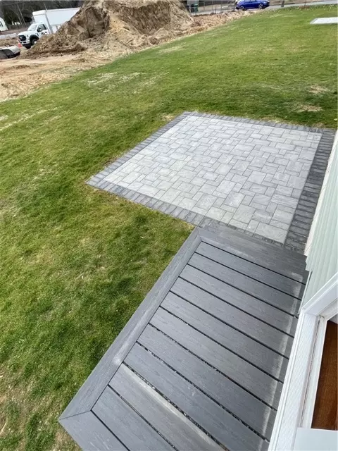 Exterior - 201 Harmony Ct, Warwick, RI 02889 photo 2 of 2