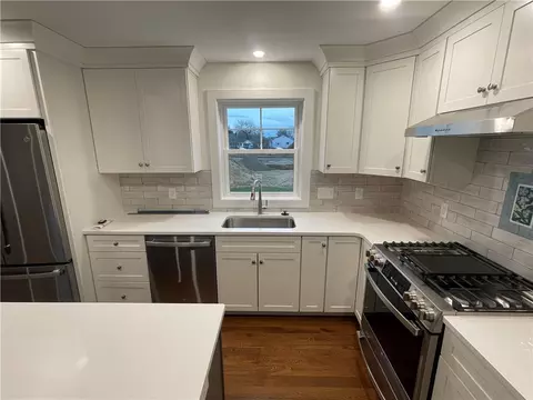 Kitchen - 201 Harmony Ct, Warwick, RI 02889 photo 2 of 3