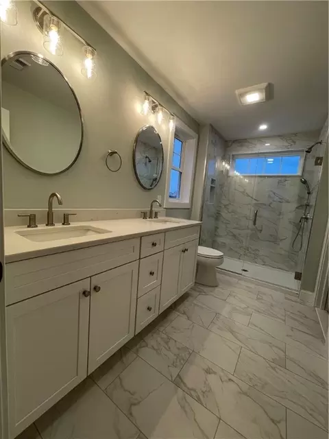 Bath - 201 Harmony Ct, Warwick, RI 02889 photo 4 of 5