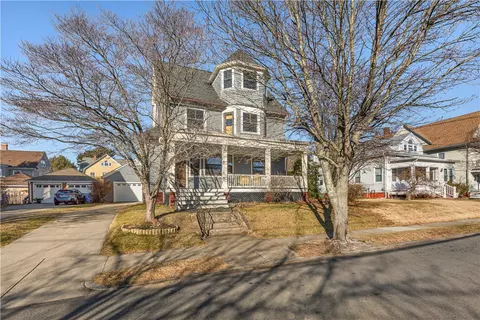 73 Strathmore Rd, Cranston, RI 02905
