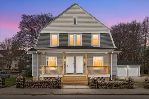 460 Elm St, Woonsocket, RI 02895