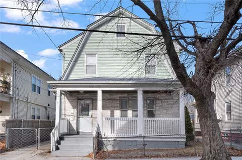 71 Marion St, Providence, RI 02905