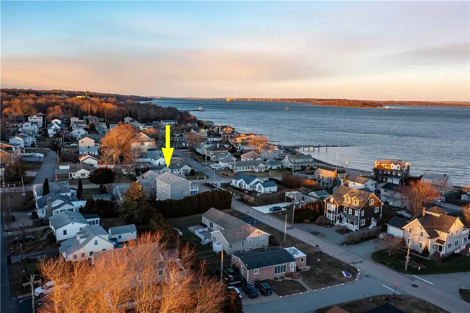  3 Camden Rd, Narragansett, RI 02882 photo 3