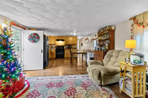 77 Miskiania Trl, Exeter, RI 02822 photo 21