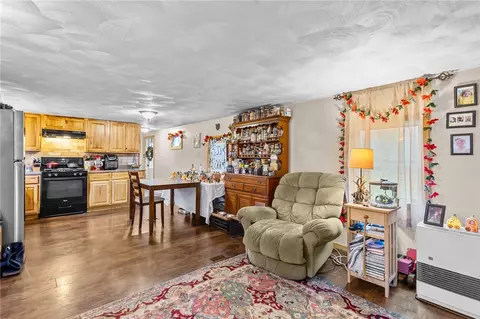 77 Miskiania Trl, Exeter, RI 02822 photo 23
