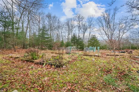 77 Miskiania Trl, Exeter, RI 02822 photo 8
