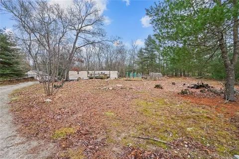 77 Miskiania Trl, Exeter, RI 02822 photo 9