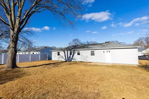 Exterior - 79 Duncan Rd, Warwick, RI 02886 photo 3 of 5