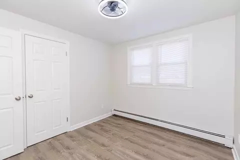 Bedroom - 79 Duncan Rd, Warwick, RI 02886 photo 2 of 3