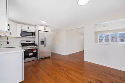 72 Cathedral Rd, Warwick, RI 02889 photo 3