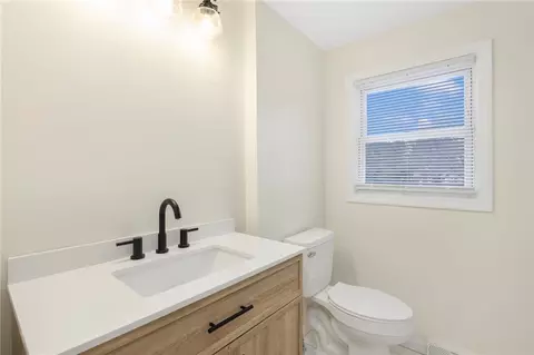 72 Cathedral Rd, Warwick, RI 02889 photo 13