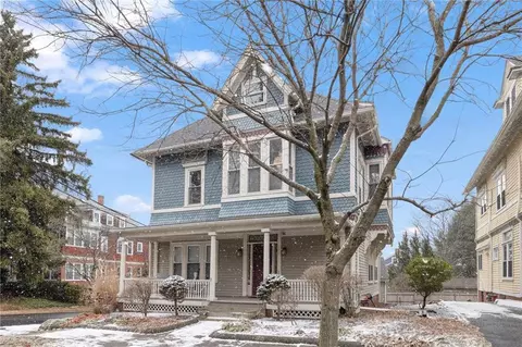 229 Morris Ave, Providence, RI 02906