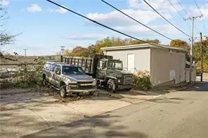 Exterior - 407 Arnold St, Woonsocket, RI 02895 photo 1 of 2