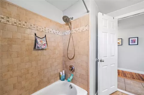 Bath - 64 Claypool Dr, Warwick, RI 02886 photo 2 of 2