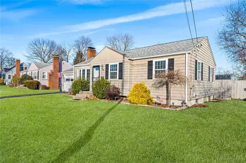 Exterior - 64 Claypool Dr, Warwick, RI 02886 photo 7 of 7