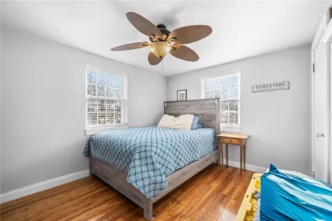 Bedroom - 64 Claypool Dr, Warwick, RI 02886 photo 3 of 5