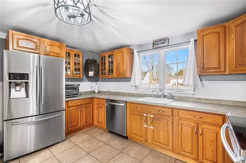Kitchen - 64 Claypool Dr, Warwick, RI 02886 photo 1 of 4
