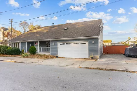 2 Bensley St, Pawtucket, RI 02860