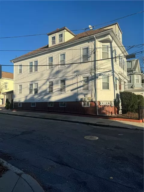317 Branch Ave, Providence, RI 02909