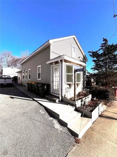 50 Mapleville Main St, Mapleville, RI 02839 photo 4