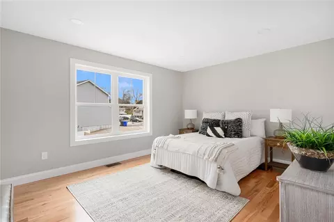 58 Waverly St, Warwick, RI 02889 photo 12