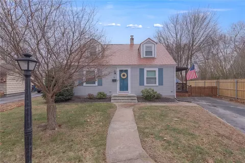 36 Collation Cir, North Kingstown, RI 02852