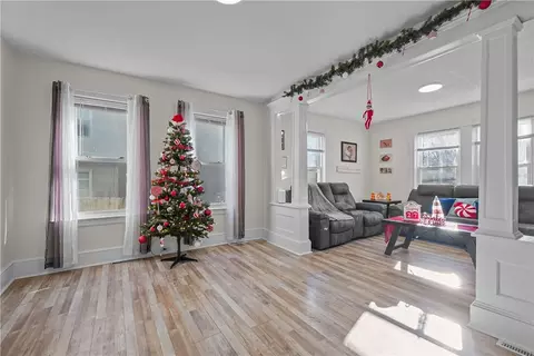 287 Mason St, Woonsocket, RI 02895 photo 9