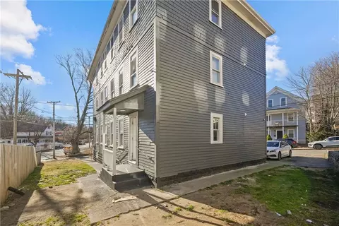 287 Mason St, Woonsocket, RI 02895 photo 39